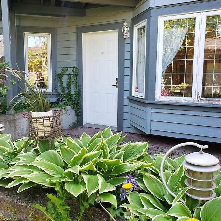 Bright Garden Suite By Forest & Beach & Ubc Vancouver Exterior photo